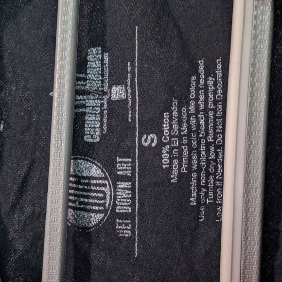 Horror fan tee size small - Picture 2 of 3